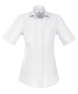 Damesblouse 'Service' CF
<br />Greiff 6651 1000 090 - wit
<br />Korte mouwen